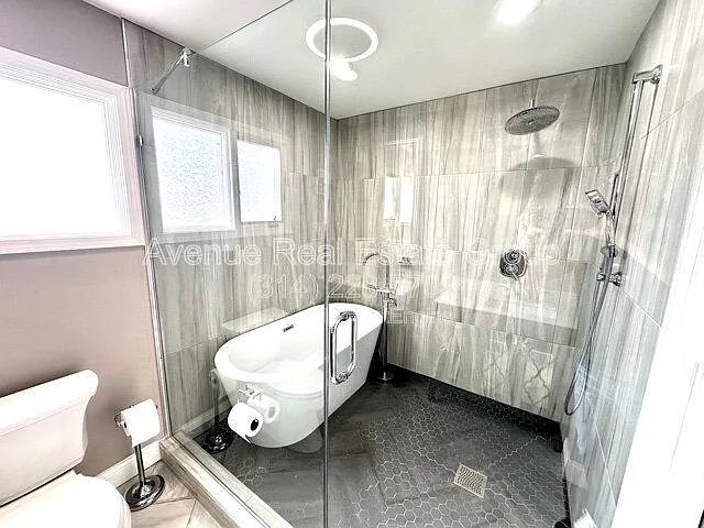 429 Staines Ct — Photo 12