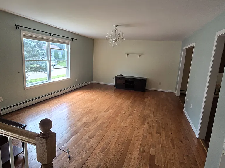 140 Birch Ct — Photo 6