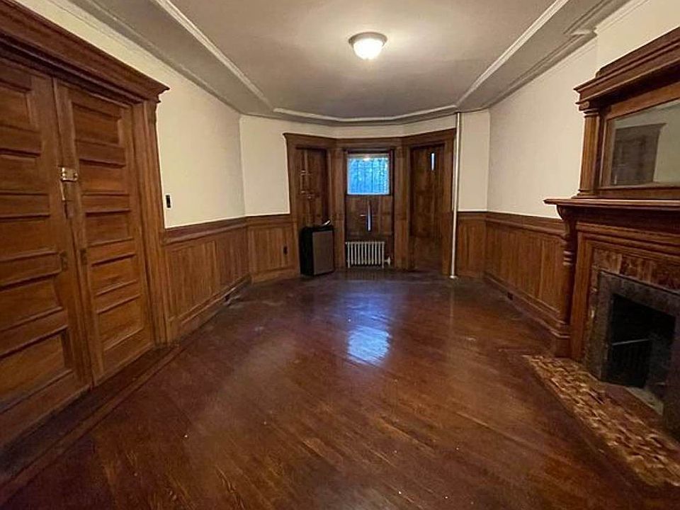 1st image of 71 Halsey St #1L