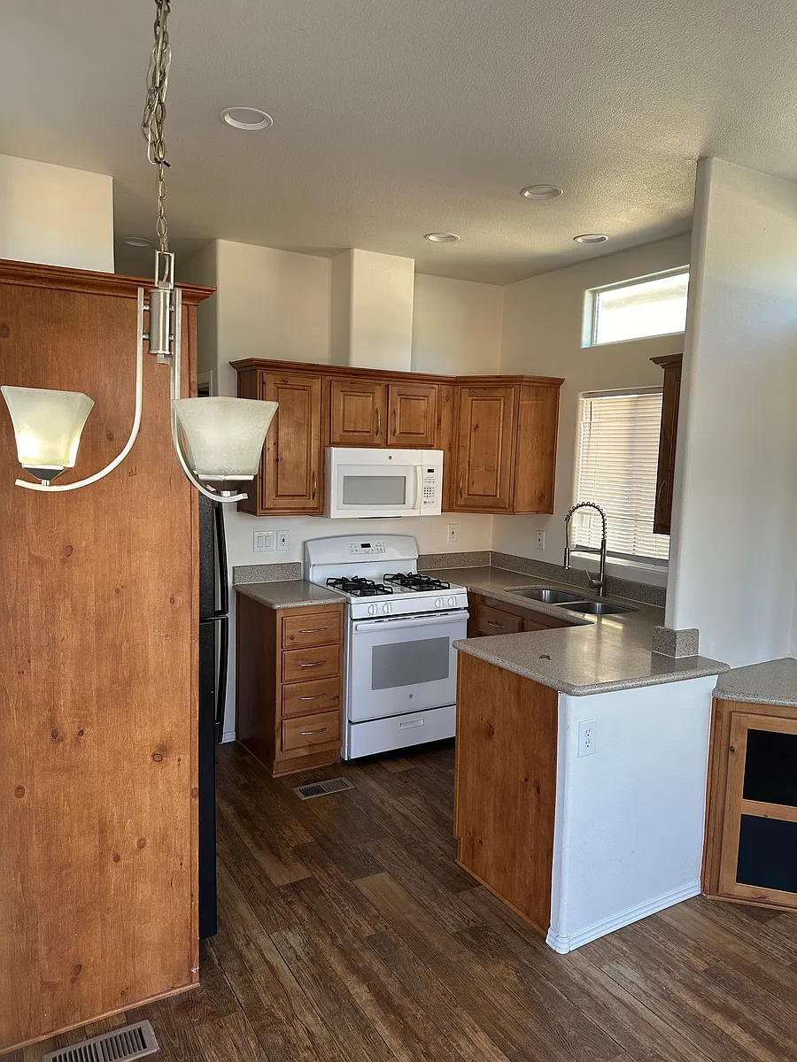 Building Photo - 11700 Donner Pass Rd #46