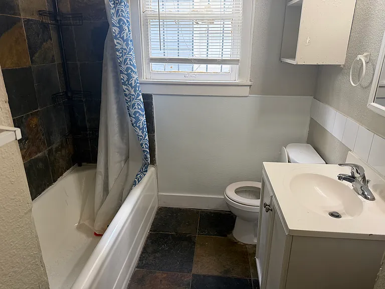 508 Kayton Ave — Photo 5
