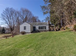 101 Morehouse Hwy, Fairfield, CT 06825