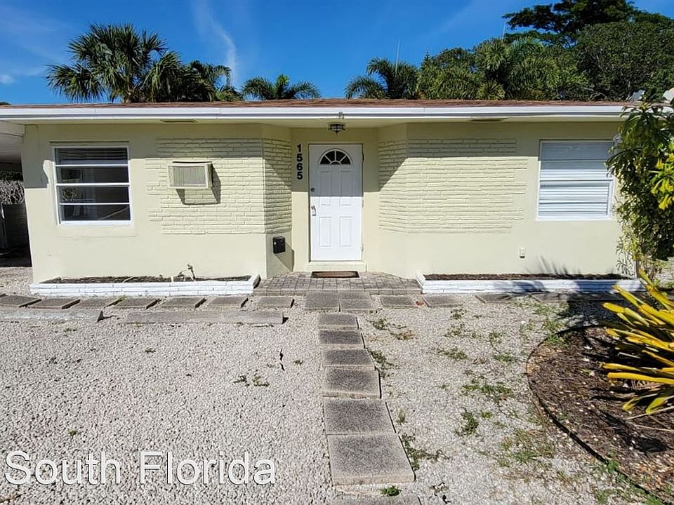 1st image of 1565 NE 32nd St