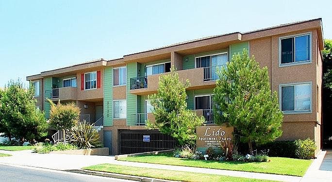 1st image of 3130 Bagley Ave APT 101
