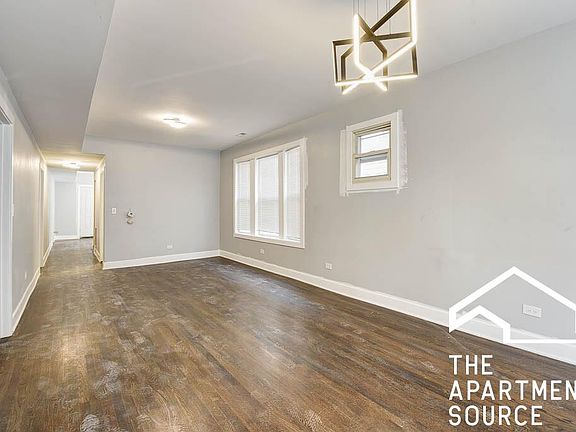 4th image of 2935 N Lawndale Ave Unit 2