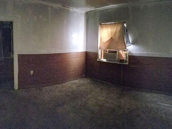 5th image of 7862 Eigleberry St #1