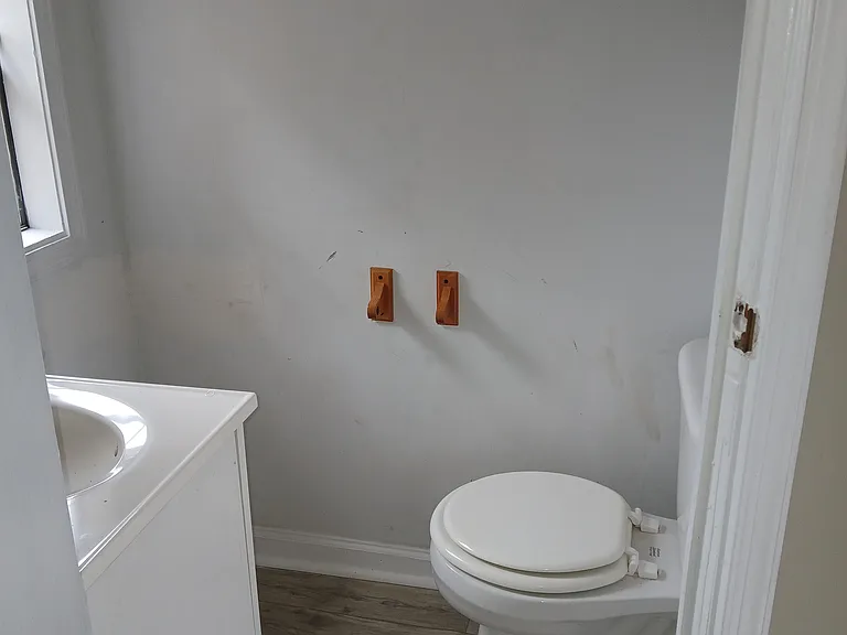 1025 David Austin Rd — Photo 5