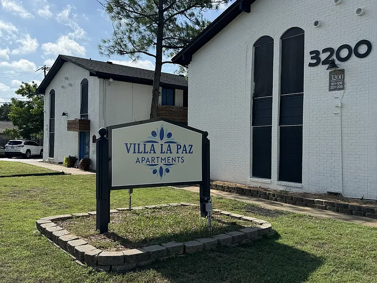 Villa La Paz Apartments — Photo 11