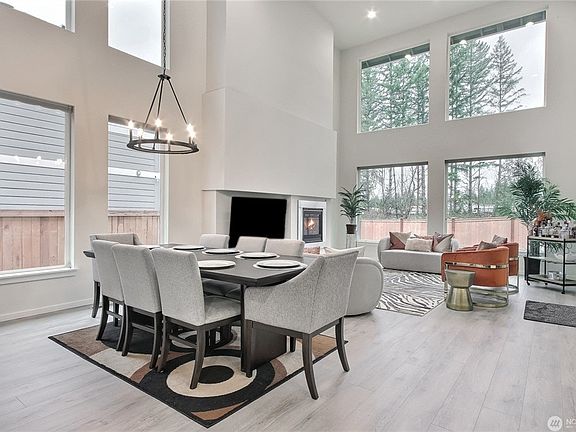 5th image of 23376 Luna Ct