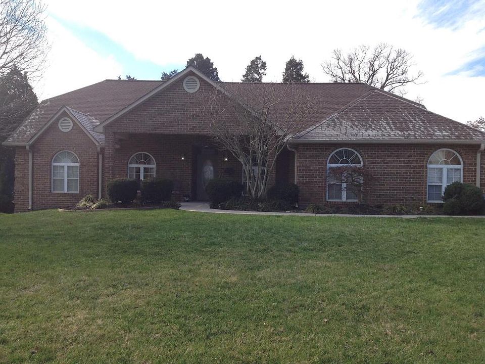 1st image of 7807 Twin Maple Dr