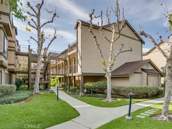 4201 W 5th St APT 318, Santa Ana, CA 92703