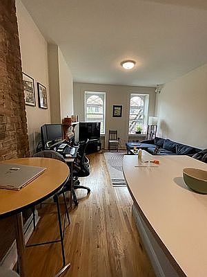 4th image of 523 Hudson St APT 4FN