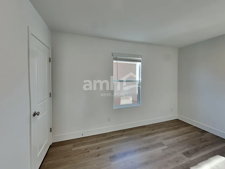 5835 Astapor St — Photo 13