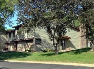 5593 Hyland Courts Dr, Bloomington, MN 55437