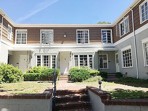 11087 Ophir Drive, Westwood, CA 90024 - Courtyard