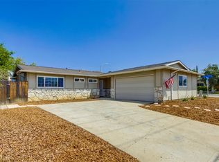 10432 El Nopal, Santee, CA 92071
