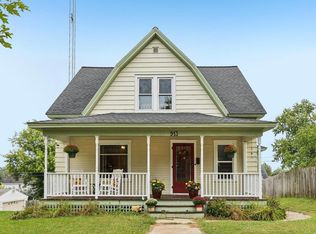 913 Prospect Ave, Portage, WI 53901