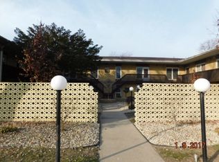 18340 Burnham Ave APT 9, Lansing, IL 60438