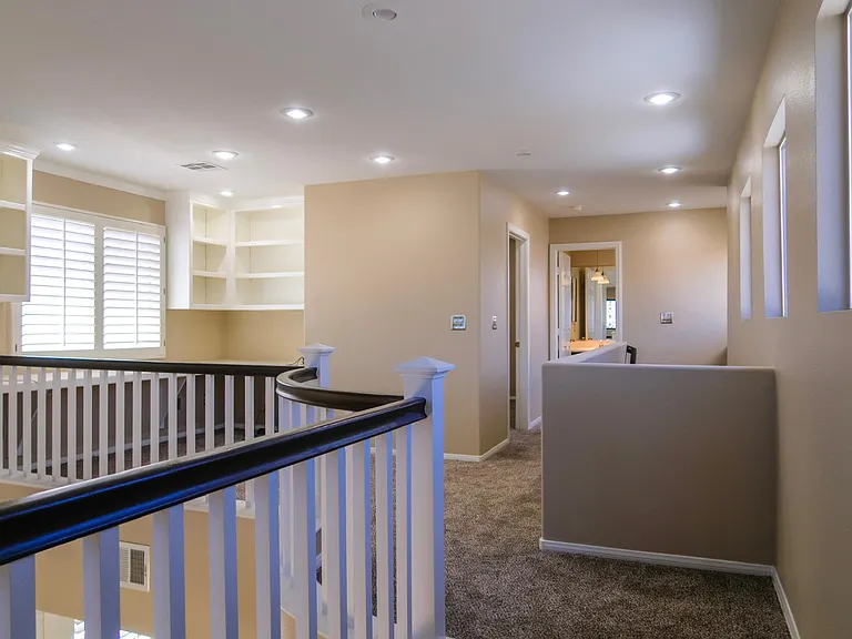 710 Elliot Peak Ave — Photo 17