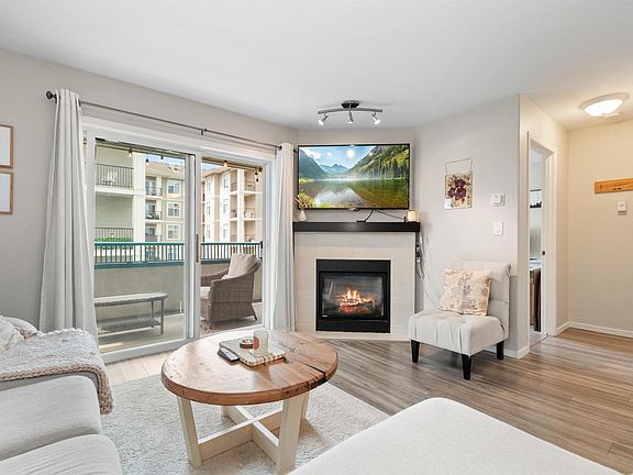 3rd image of 9143 Edward St #205
