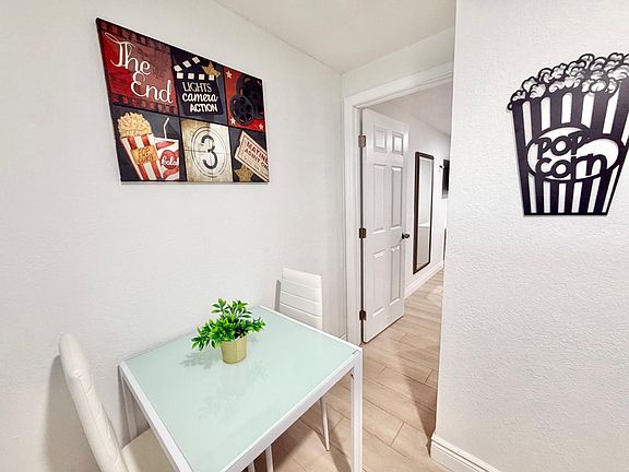 5th image of 1340 W La Salle St #4