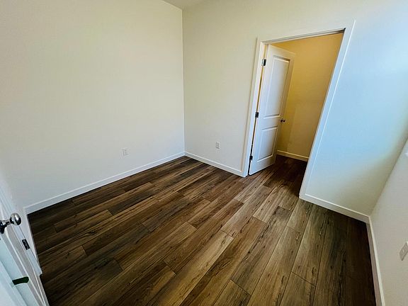 5th image of 2253 Monferrato St #2