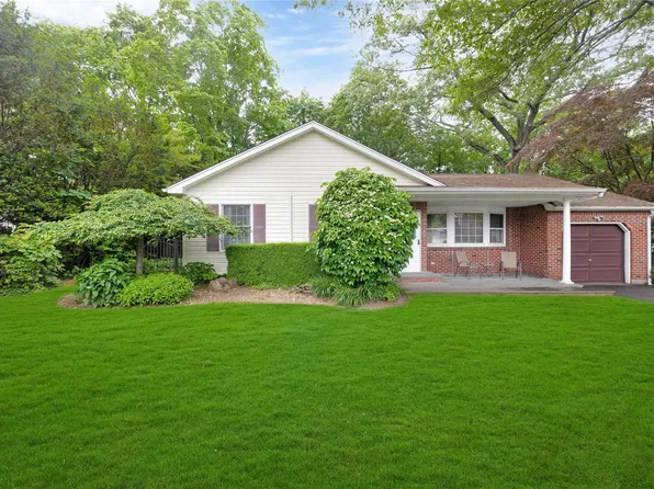 64 Church Street, Syosset, NY 11791