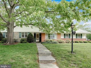 502 Oak Ridge Dr, Millersville, PA 17551