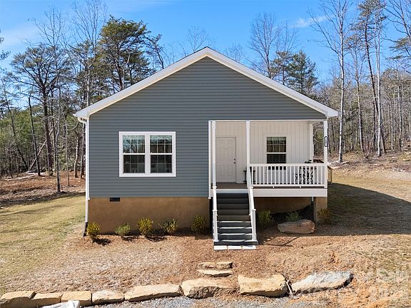 4th image of 18 Eagle Dr