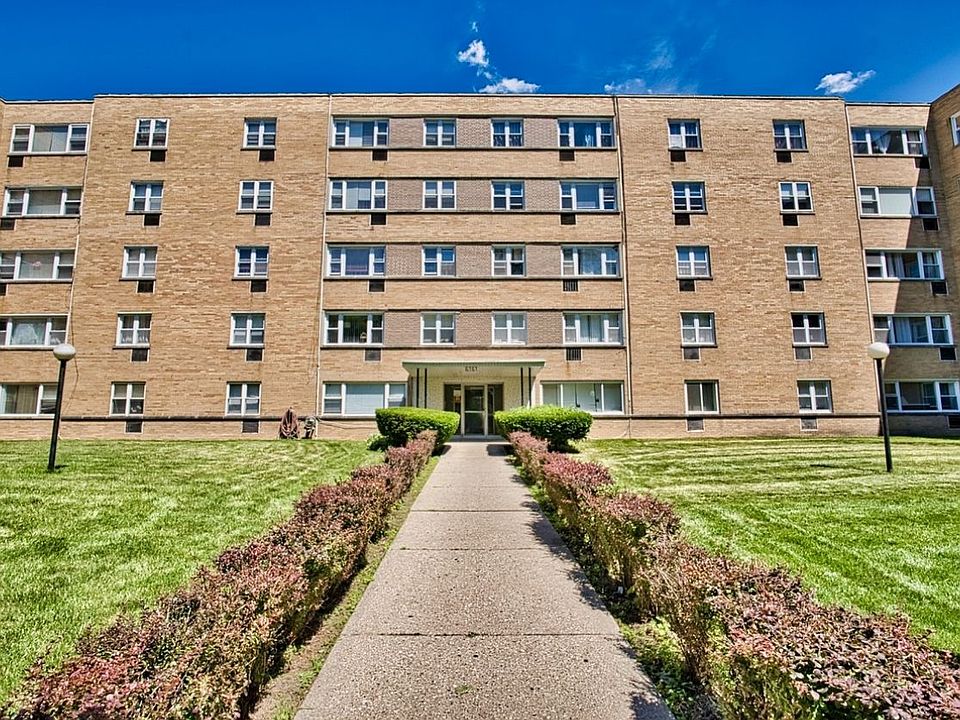 1st image of 6161 N Hoyne Ave APT 214