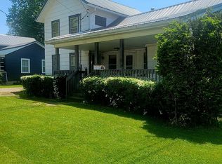 122 E Main St, New London, OH 44851