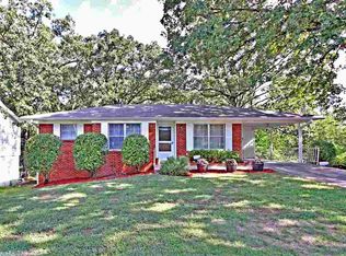 829 W 50th St, N Little Rock, AR 72118
