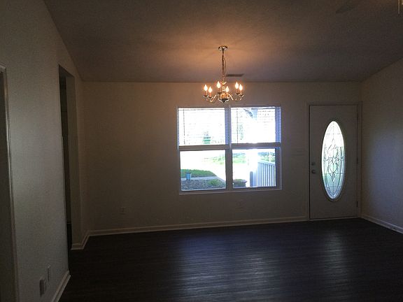 2nd image of 287 Woodfield Dr