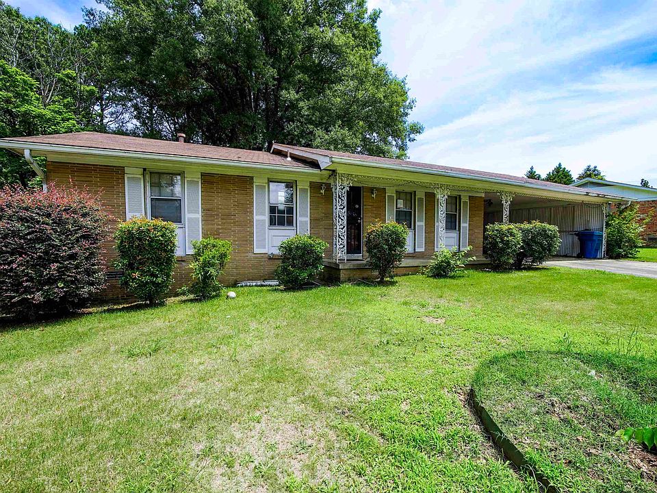 1st image of 8109 McDaniel Dr