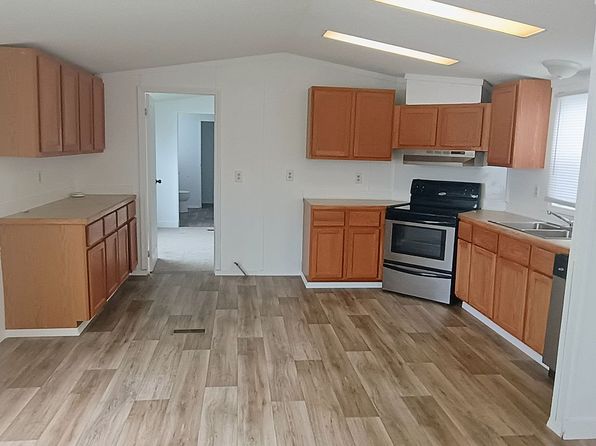 139 Middle View Dr
