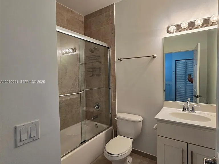 5810 NW 104th Path #5810 — Photo 33