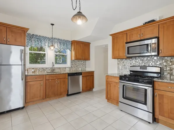 107 Grant St, Lynn, MA 01902
