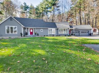 11 Hollister Dr, Avon, CT 06001