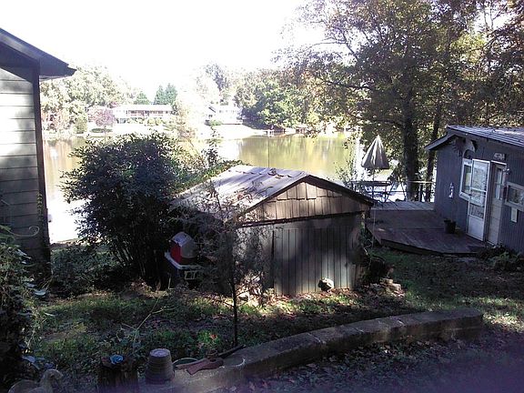 pump house in middle