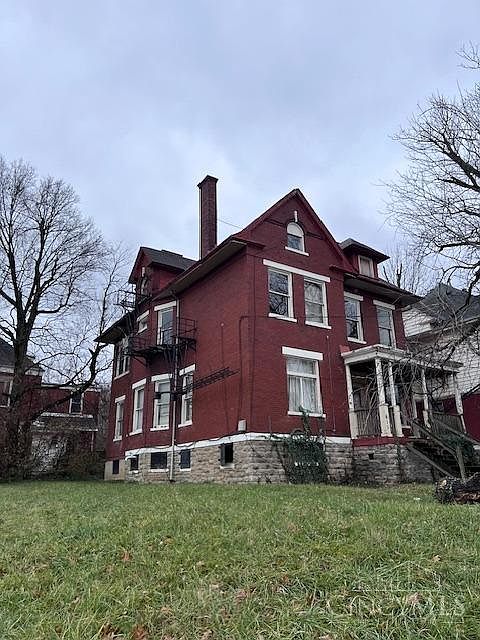 2nd image of 611 Rockdale Ave