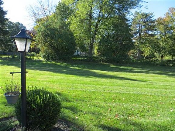 4th image of 2828 Welge Ln