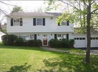 2J Buckingham Rd, West Orange, NJ 07052