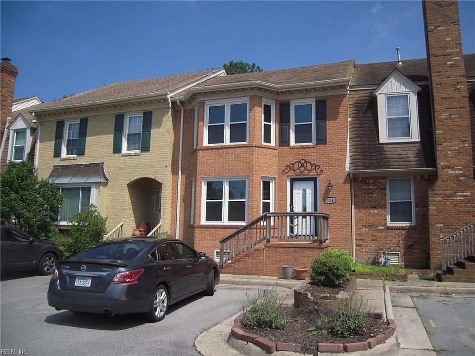 1st image of 724 Lord Dunmore Dr