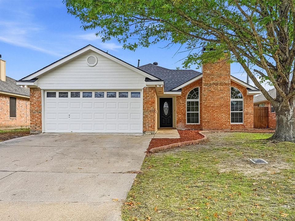 1st image of 1005 N Meadow Cir