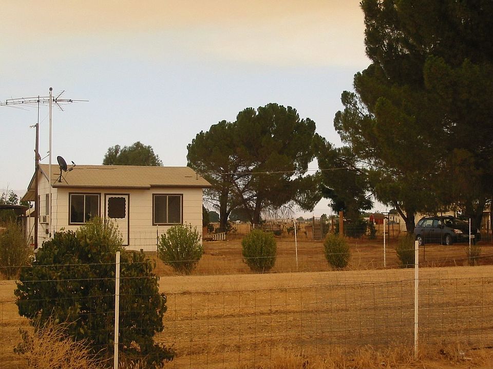 Cottage from street
