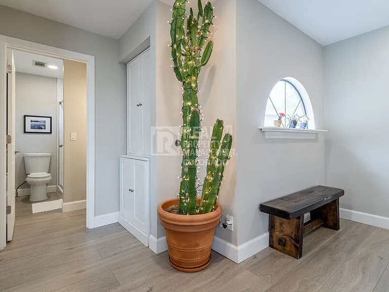 12406 E Pacific Cir #D — Photo 8