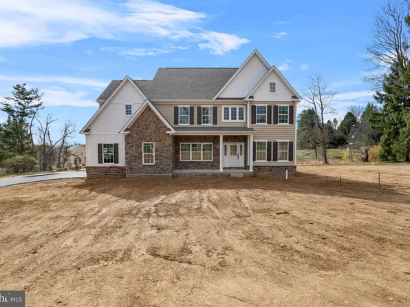 400 Smithbridge Rd, Glen Mills, PA 19342