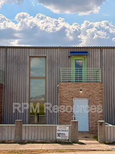 300 Summit Ridge Dr #C-C4 Photo 1