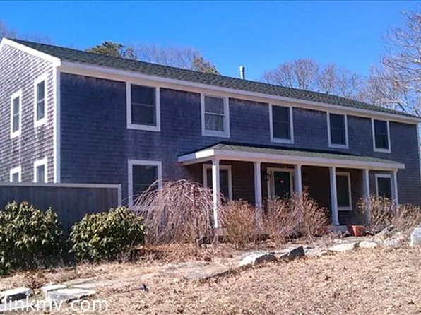 515 Edgartown Rd, Tisbury, MA 02568
