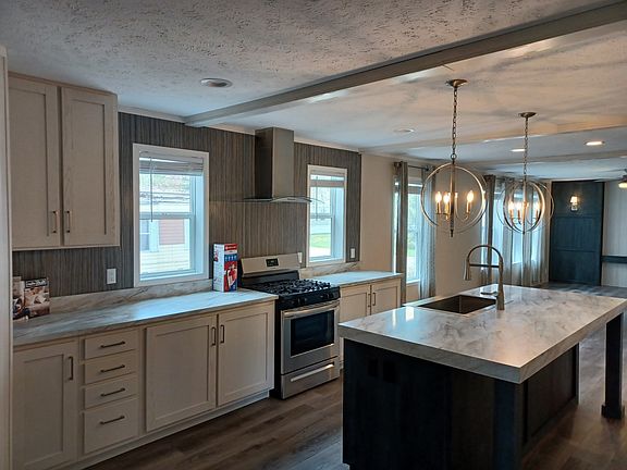 4th image of 714 Mill St #8